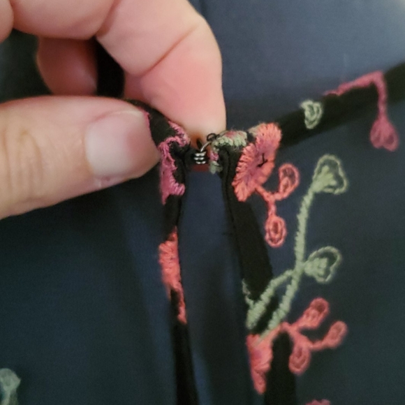 Adrianna Papell Embroidered Floral Desss - Picture 4 of 11